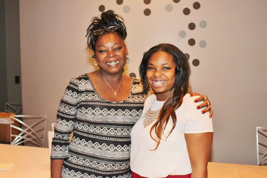 Vanessa McNeil, Nautica Slater